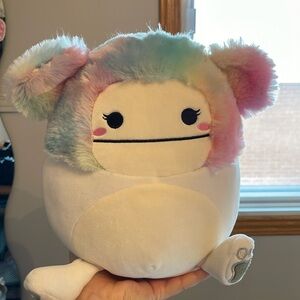 8” Zaylee Squishmallow